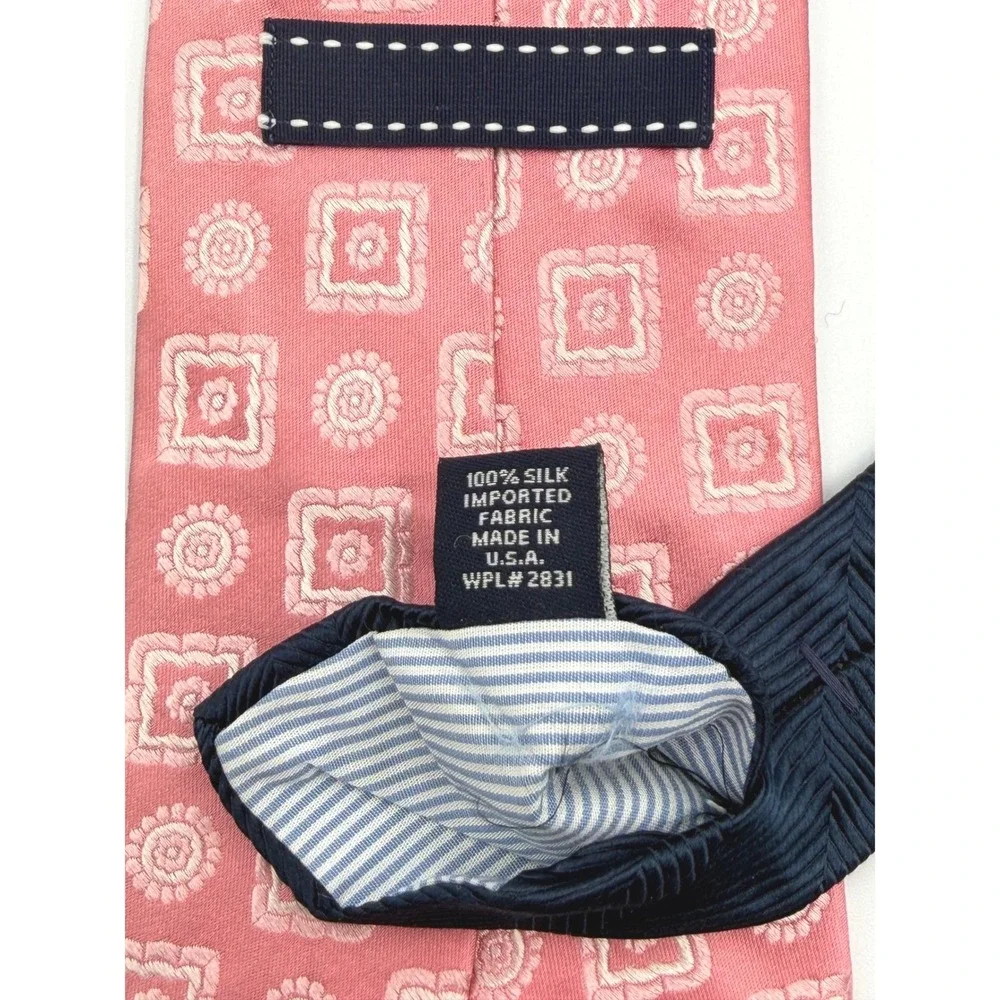 Tommy Hilfiger Necktie Mens Pink Geometric Medallion 100% Silk‎ USA 59